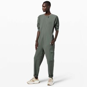 Lululemon Reykur Jumpsuit *lululemon lab
Palm Deco size XS